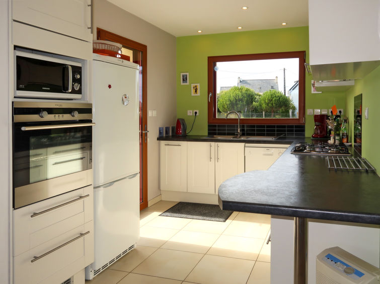 Search and Stay, undefined in undefined. Gallery position 4