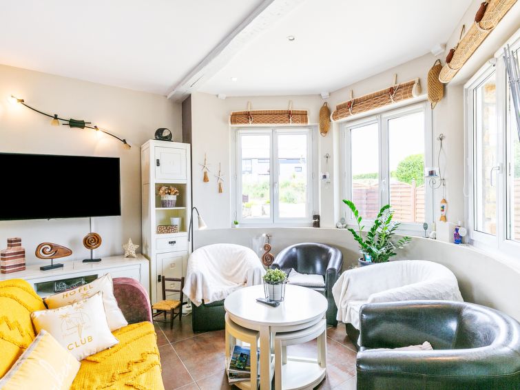 Search and Stay destination Kerlouan, Bretagne - France from AU$ 218. Ty Moutic