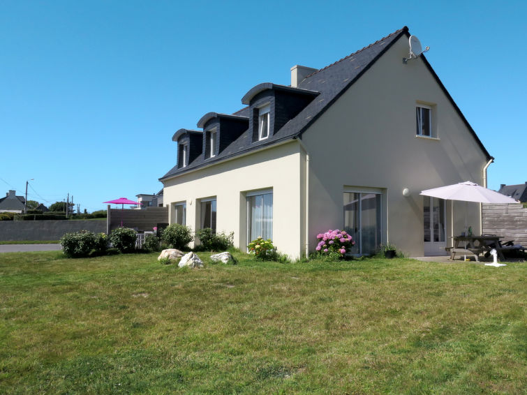 Search and Stay destination Le Conquet, Bretagne - France from AU$ 192. Mer d’Iroise 2