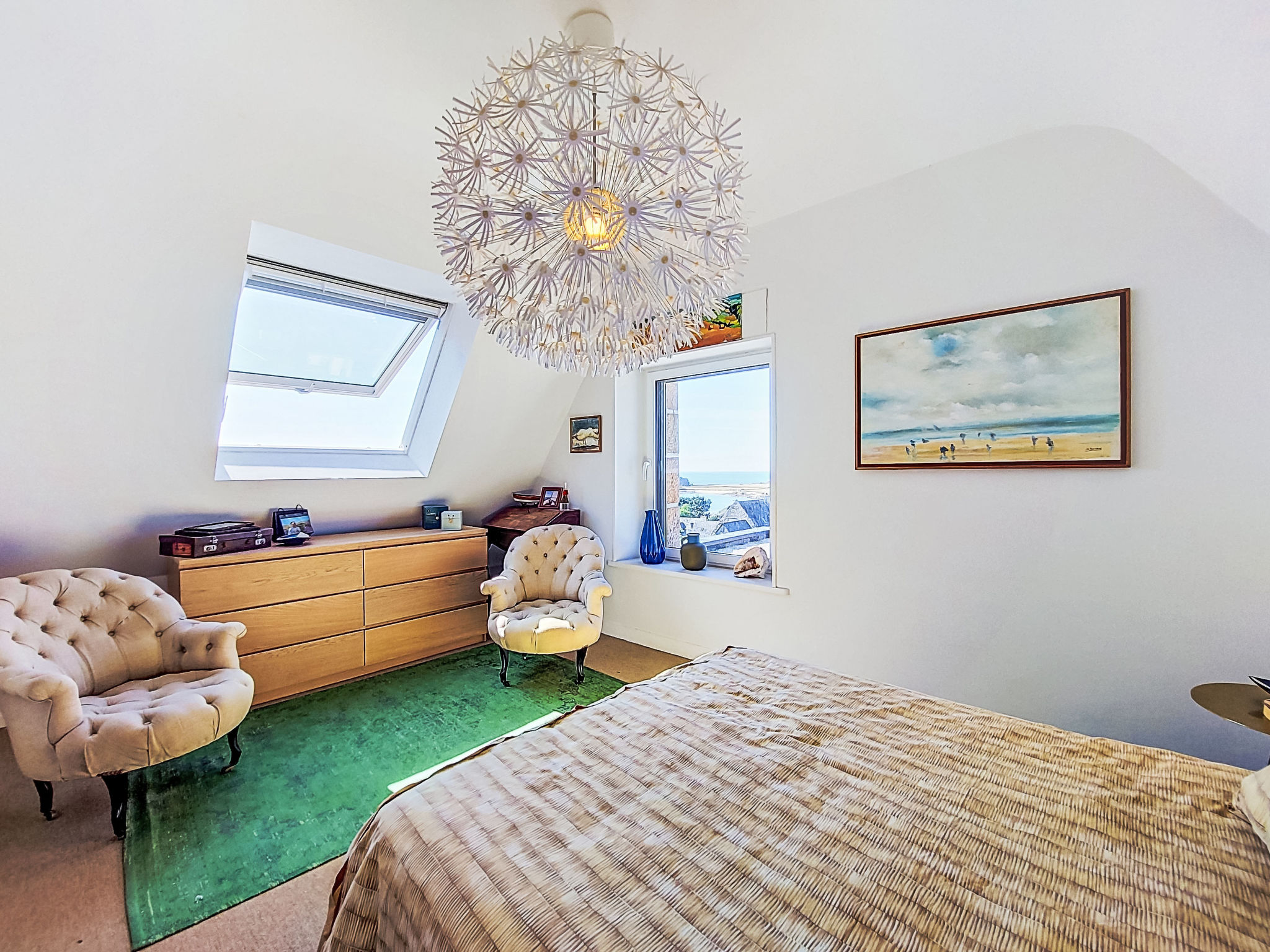 Bed ar Mor - Inside