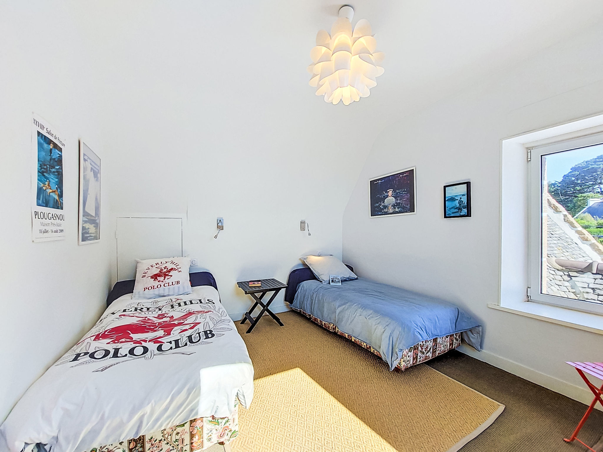 Bed ar Mor - Inside