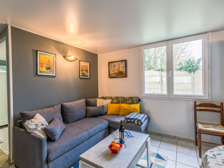 Search and Stay, undefined in undefined. Gallery position 2