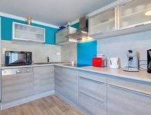 Knusse vakantiewoning met omheinde tuin op 800 meter van zee in Locquirec - thumbnail 5
