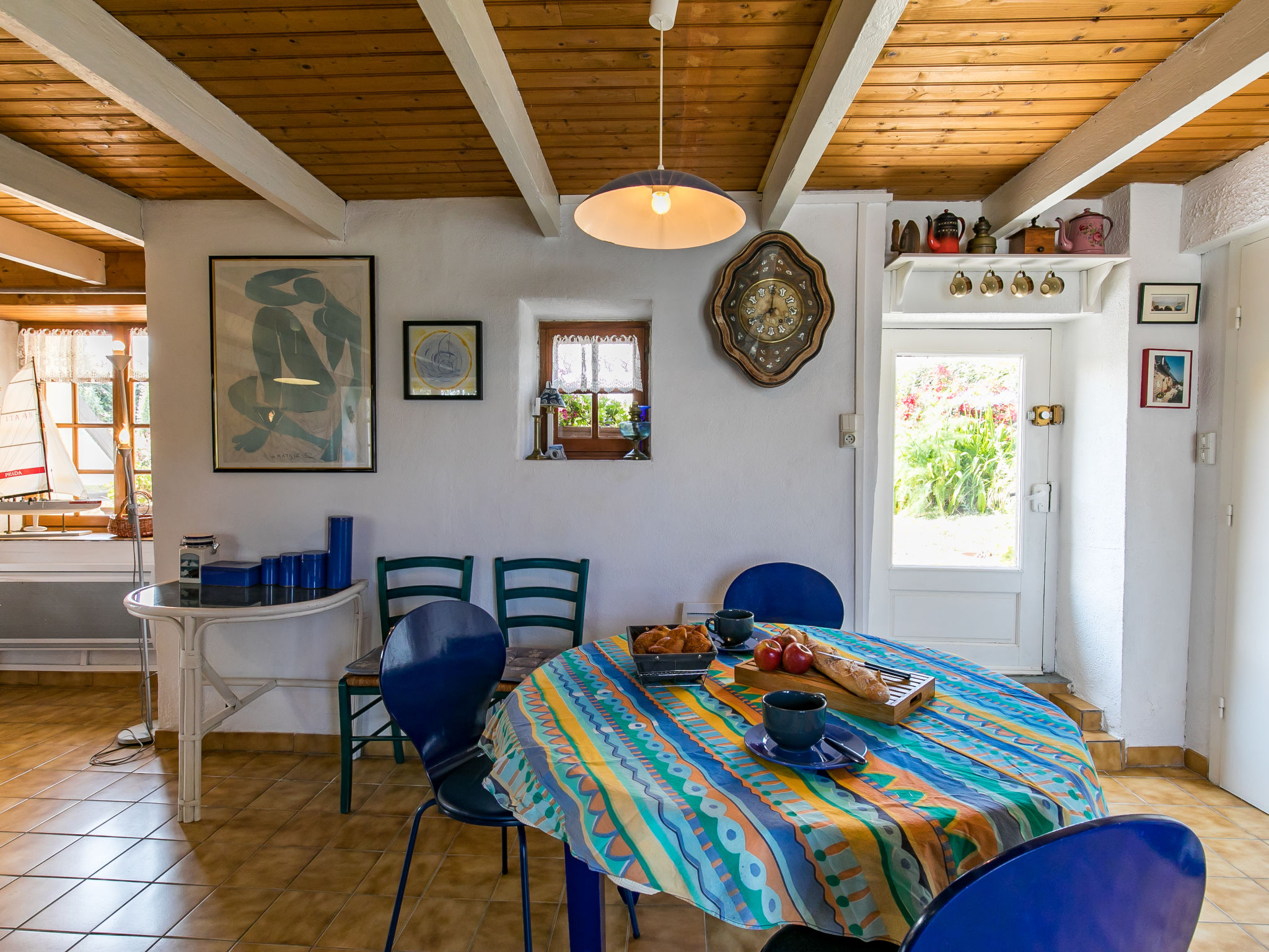 Maison Ty Glaz – Cuisine et coin repas, photo 13 sur 28