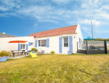 Knusse vrijstaande woning op 100 meter van het strand in Cléder - thumbnail 1