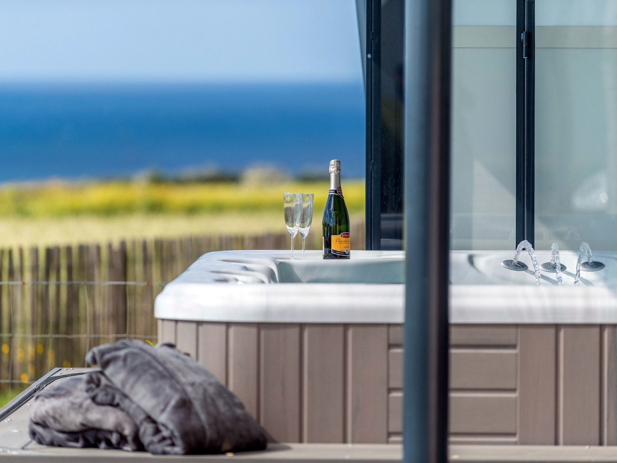 Charmantes Haus mit privatem Jacuzzi in der Bretagne-Binnen