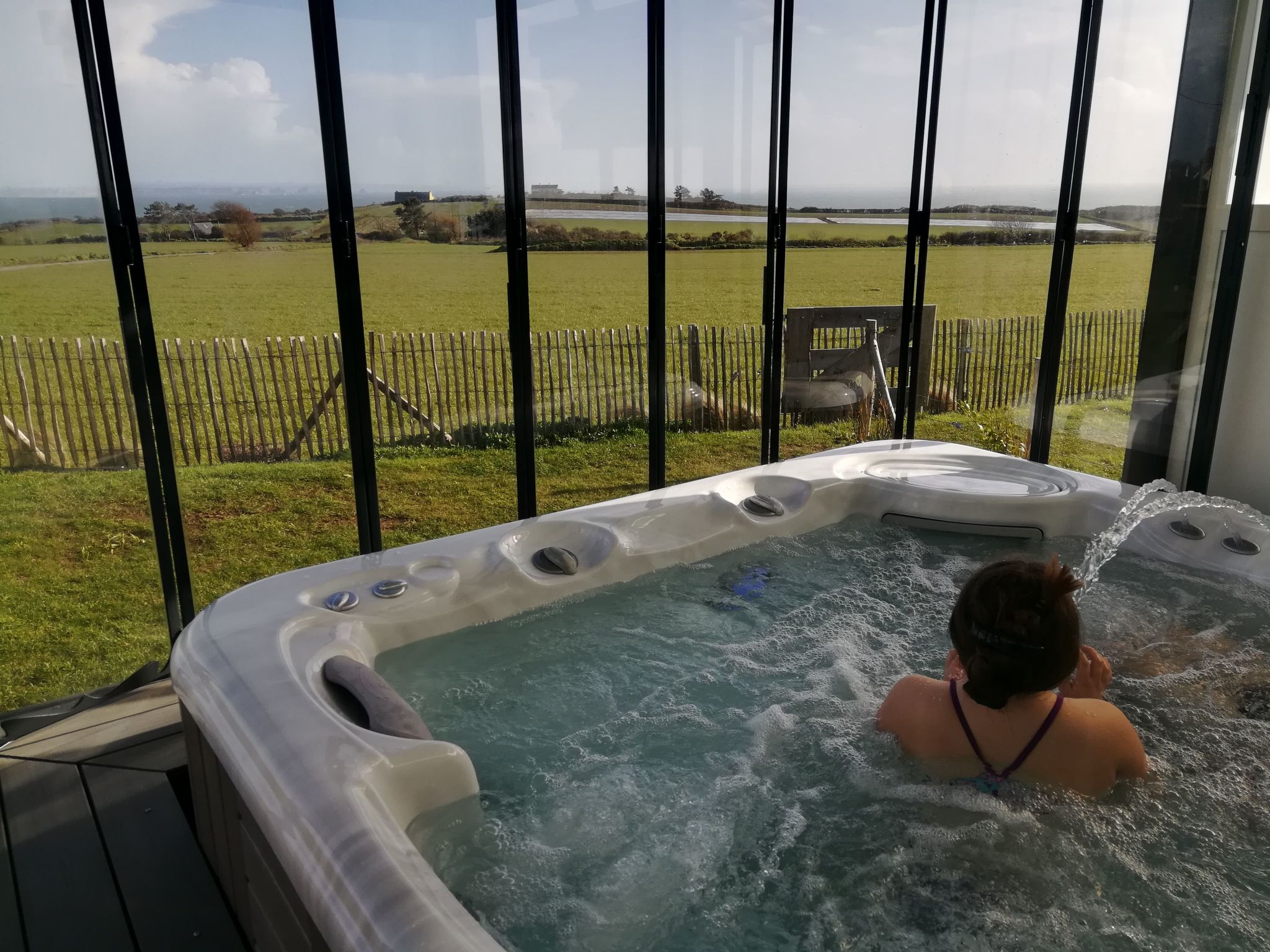 Charmantes Haus mit privatem Jacuzzi in der Bretagne-Binnen