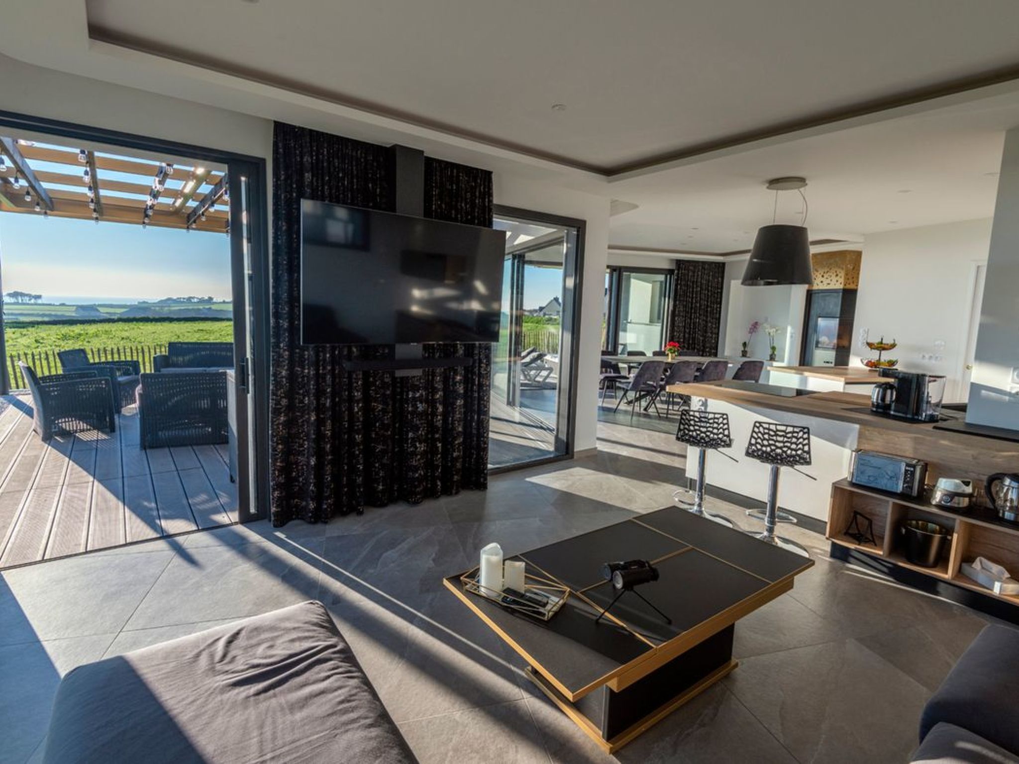 Villa mit Meerblick und privatem Spa - les gîtes de Fabie-Binnen