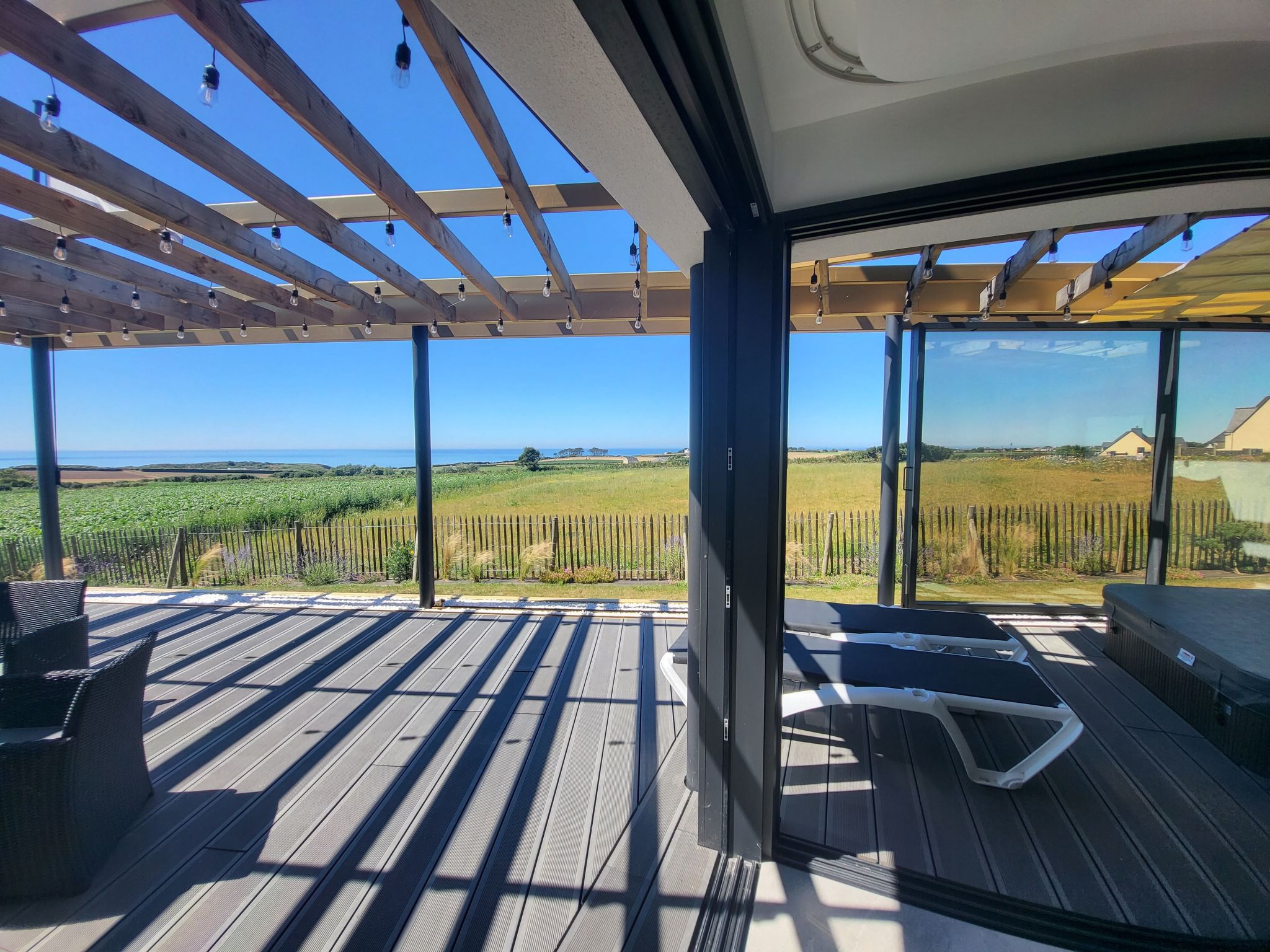 Villa mit Meerblick und privatem Spa - les gîtes de Fabie-Binnen