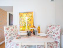 Maison Mon Amour