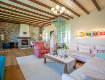 Maison Mon Amour