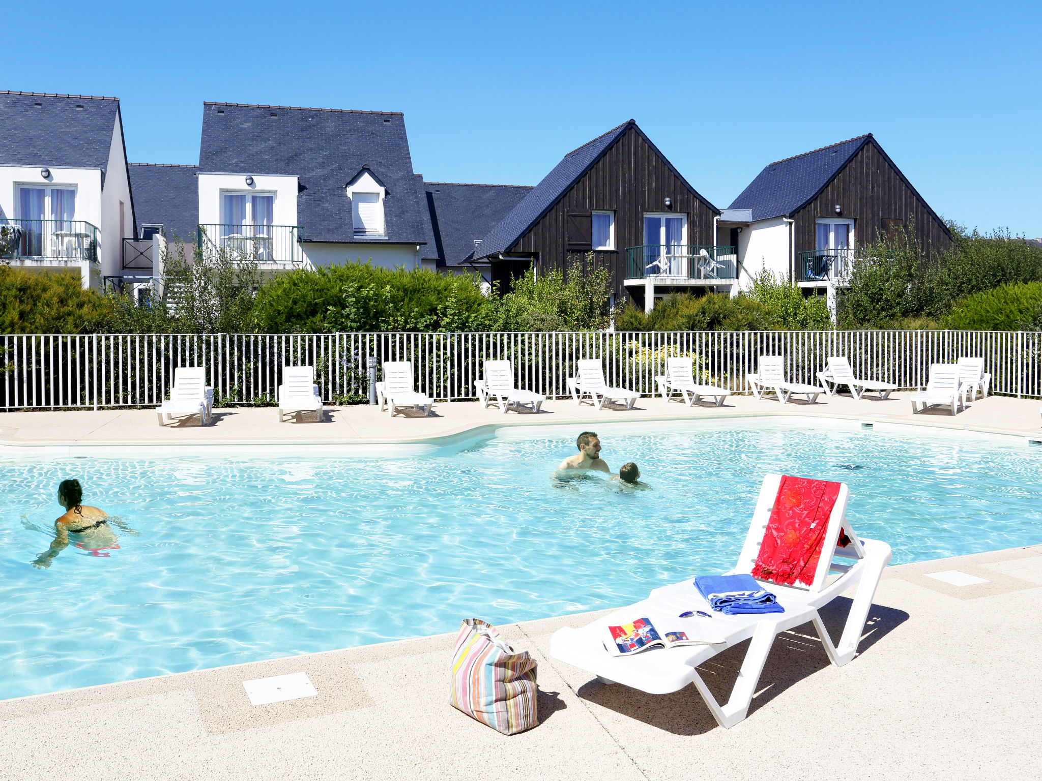 Les Roches — Pool Outdoor (2 of 19)