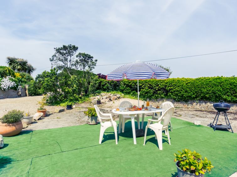 Search and Stay destination Saint-Pol-de-Léon, Bretagne - France from AU$ 125. Avel Vor