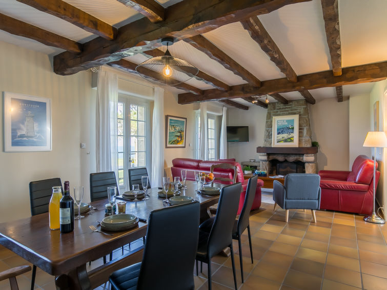 Search and Stay destination Landunvez, Bretagne - France from AU$ 391. Saint Gonvel