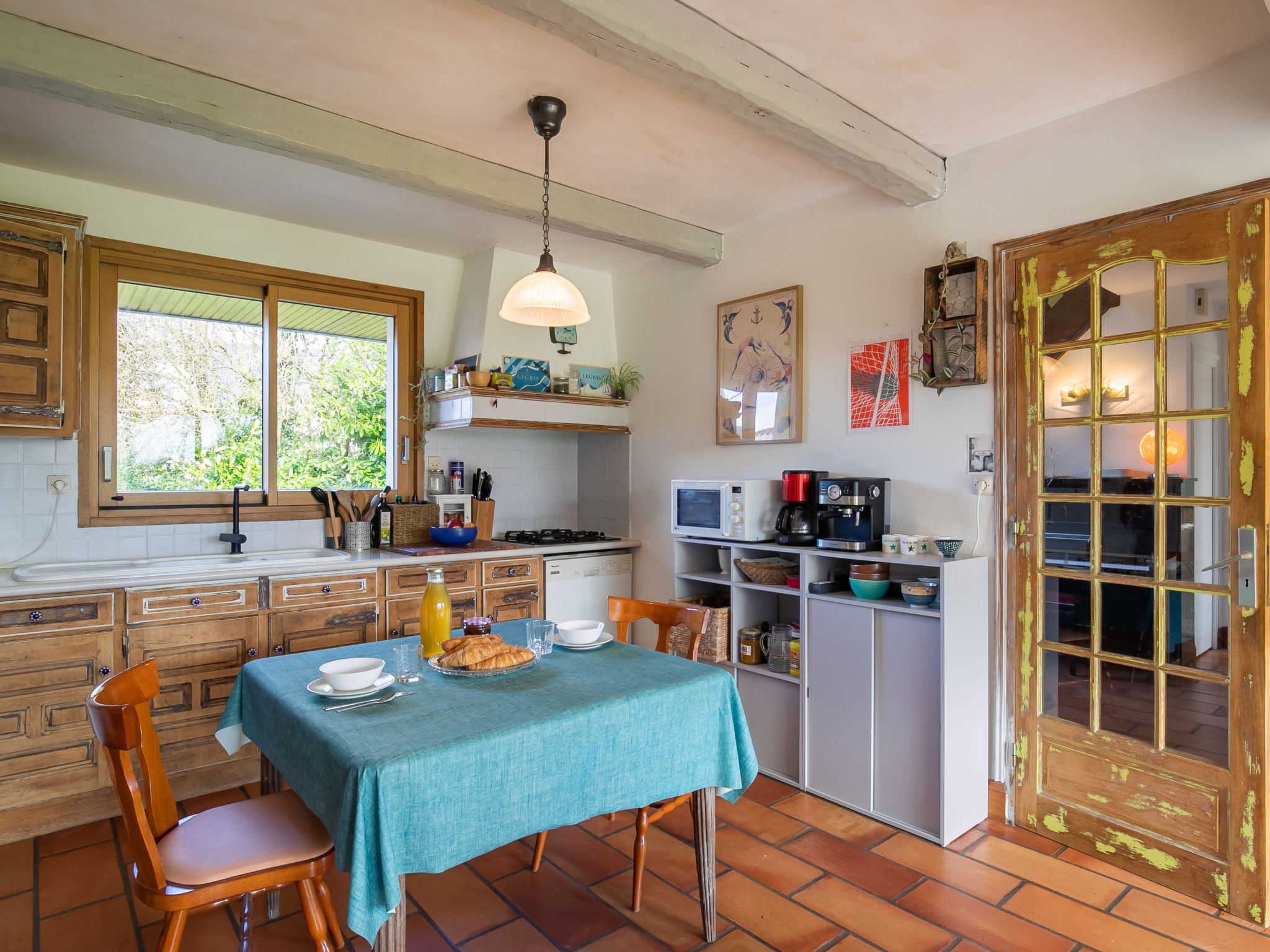 Kitchen / Dining Room