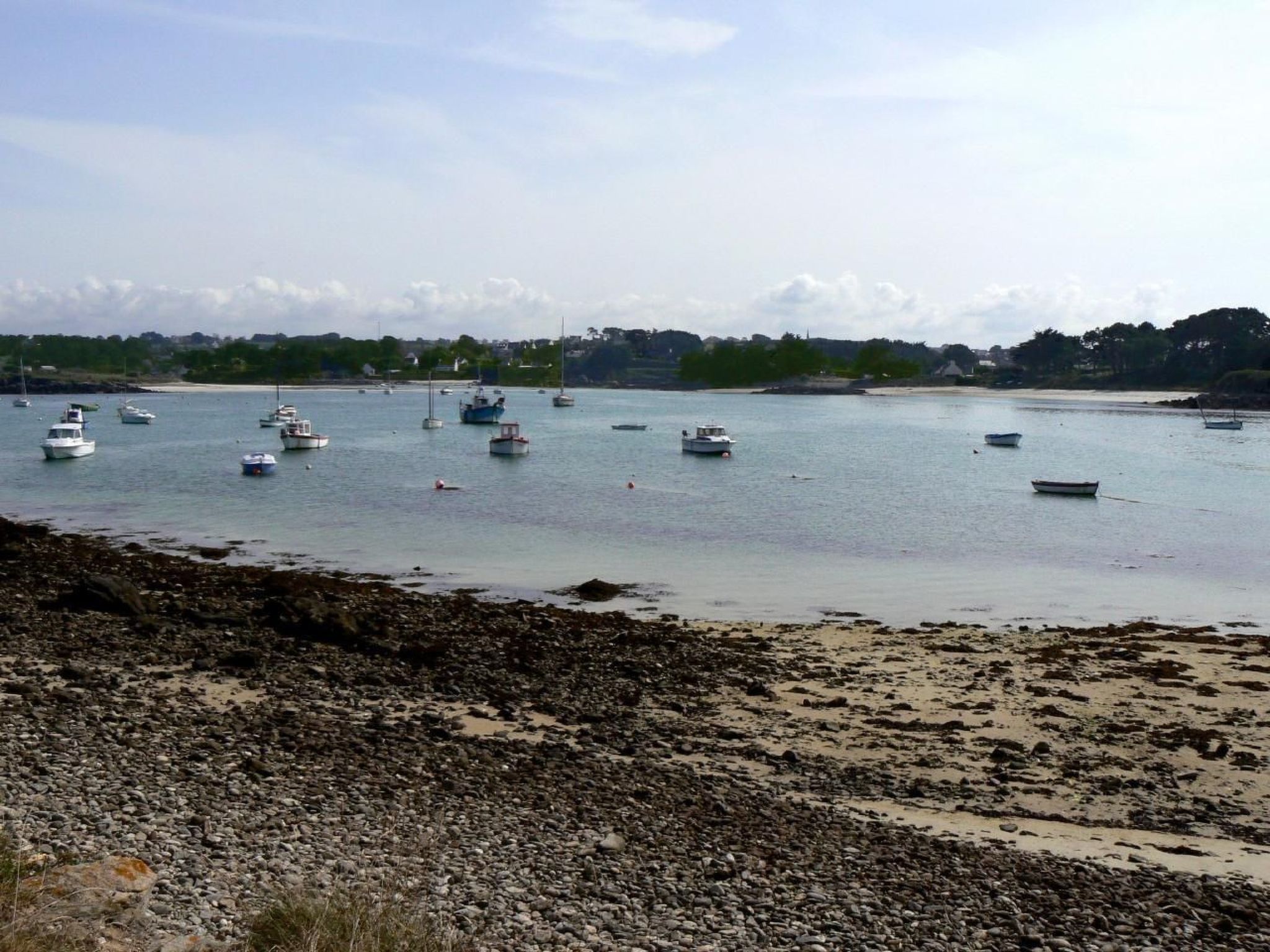 Küstennahes, bretonisches Ferienhaus mit Kamin-Binnen