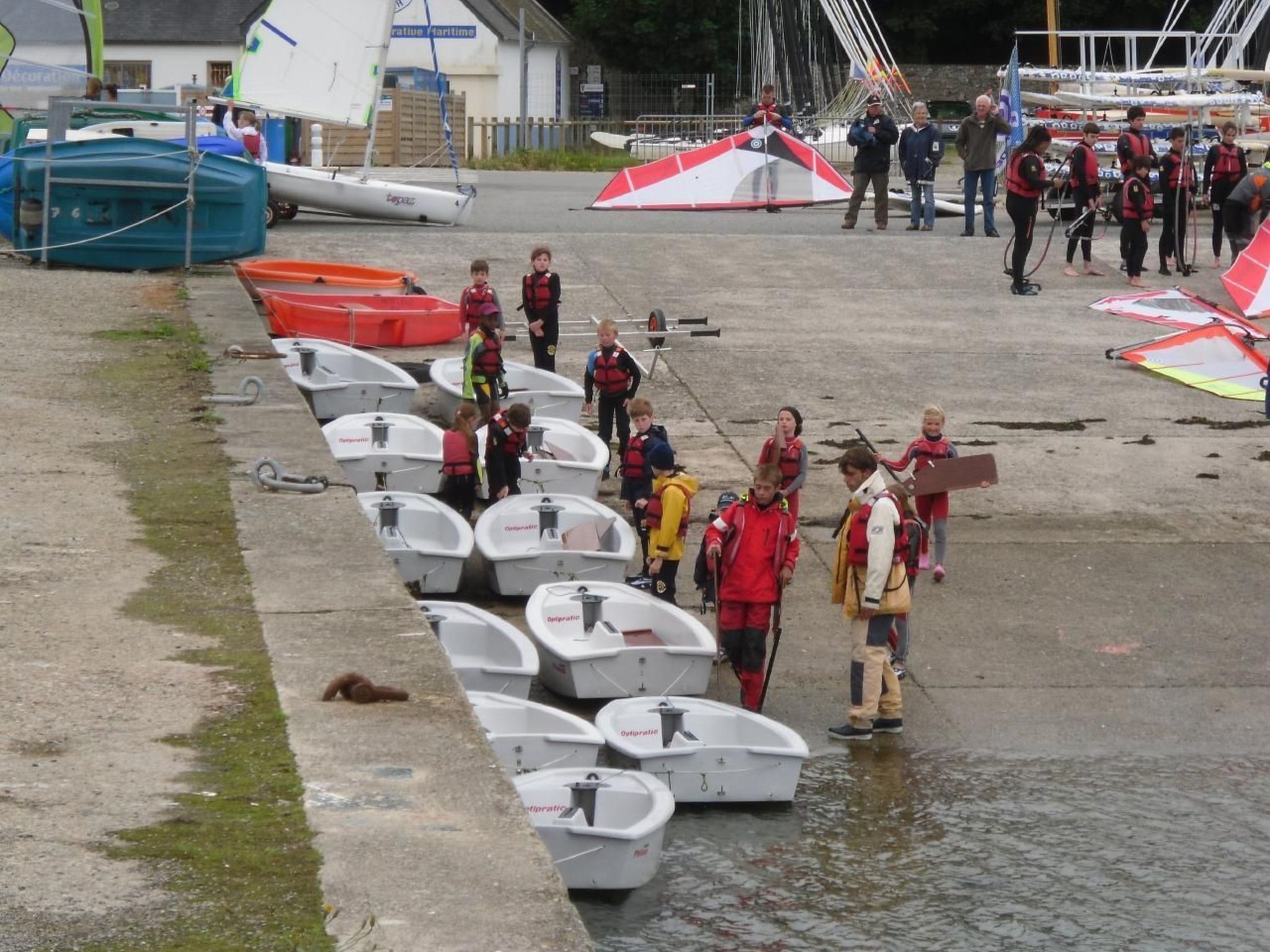 Küstennahes, bretonisches Ferienhaus mit Kamin-Binnen