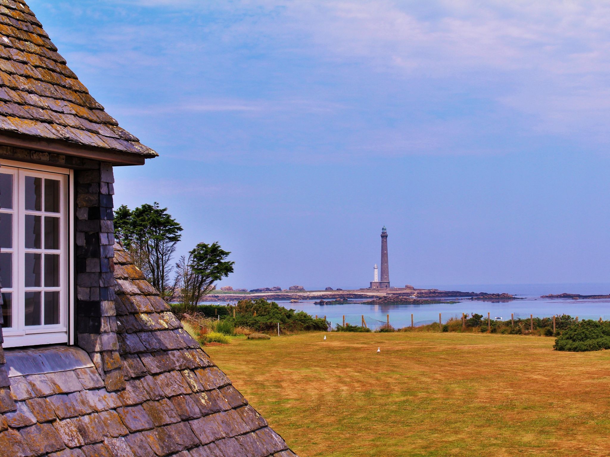 Men Toul Lilia-Binnen