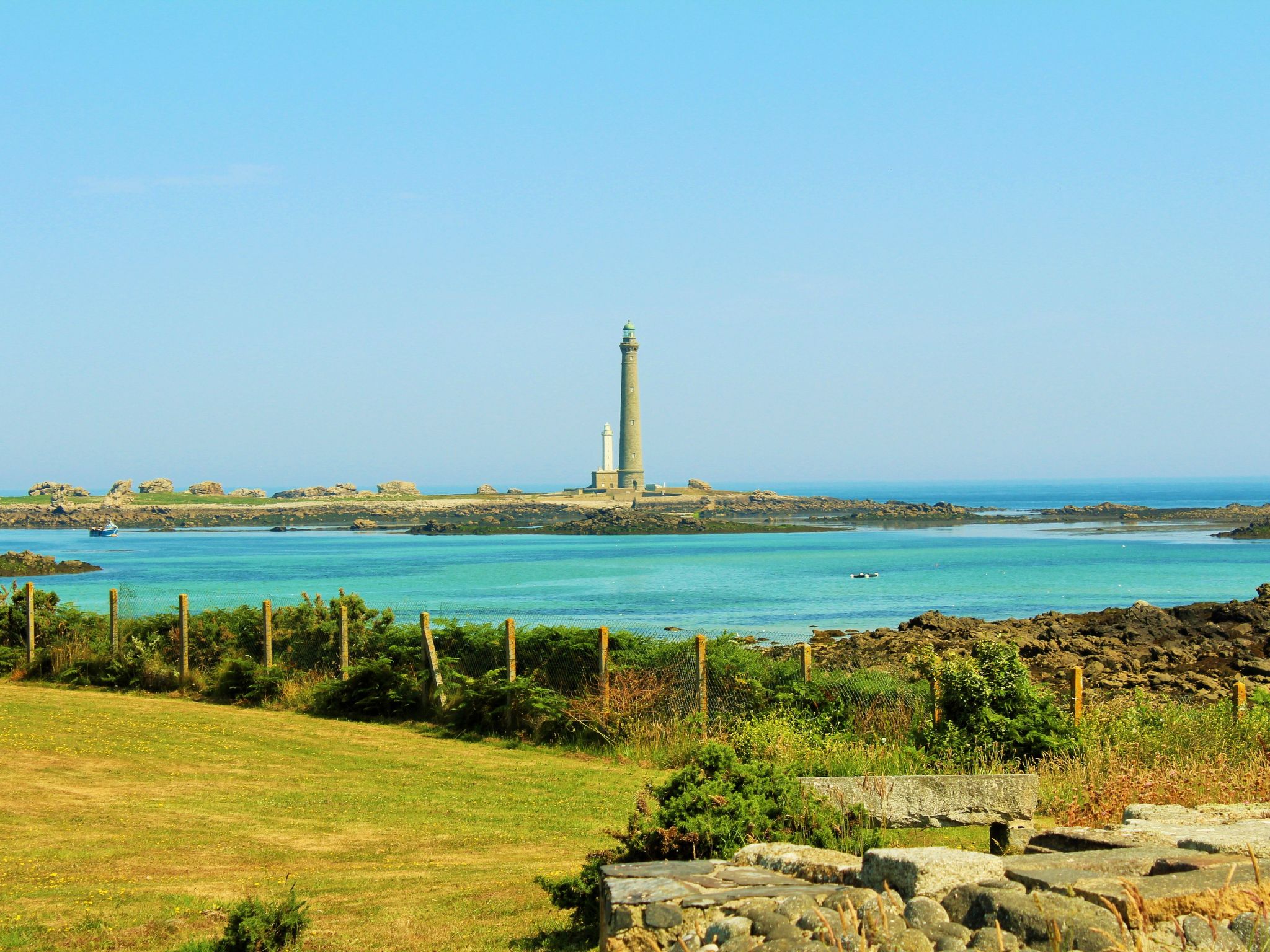 Men Toul Lilia-Binnen