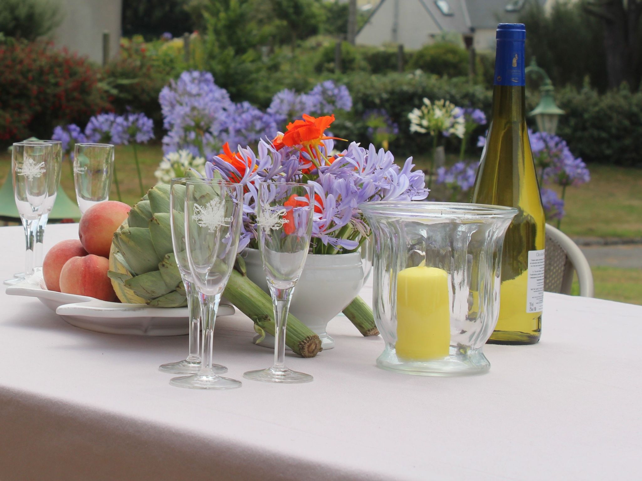 Men Toul Lilia-Binnen