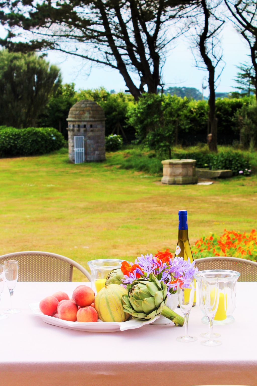 Men Toul Lilia-Binnen