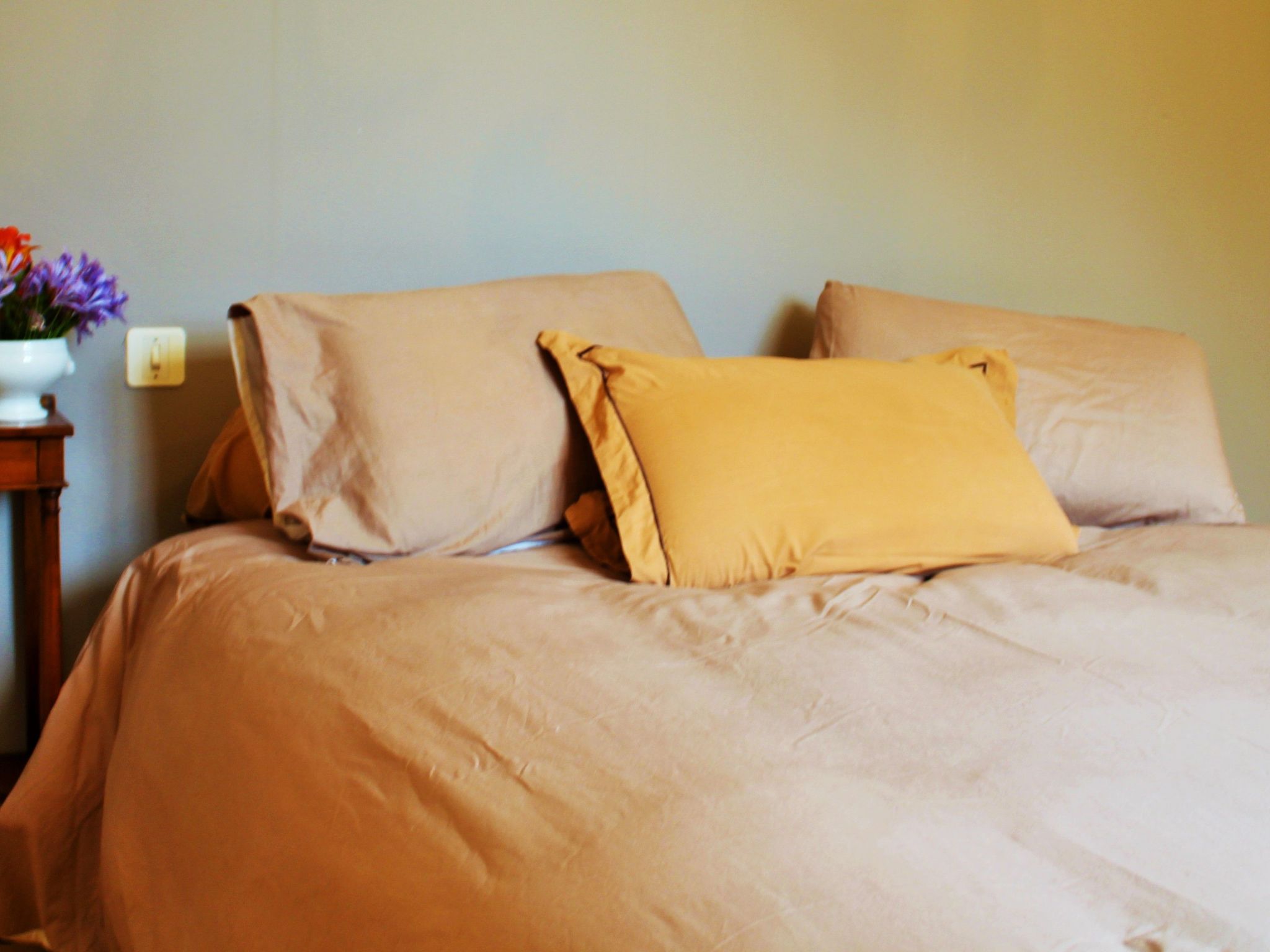 Men Toul Lilia-Binnen