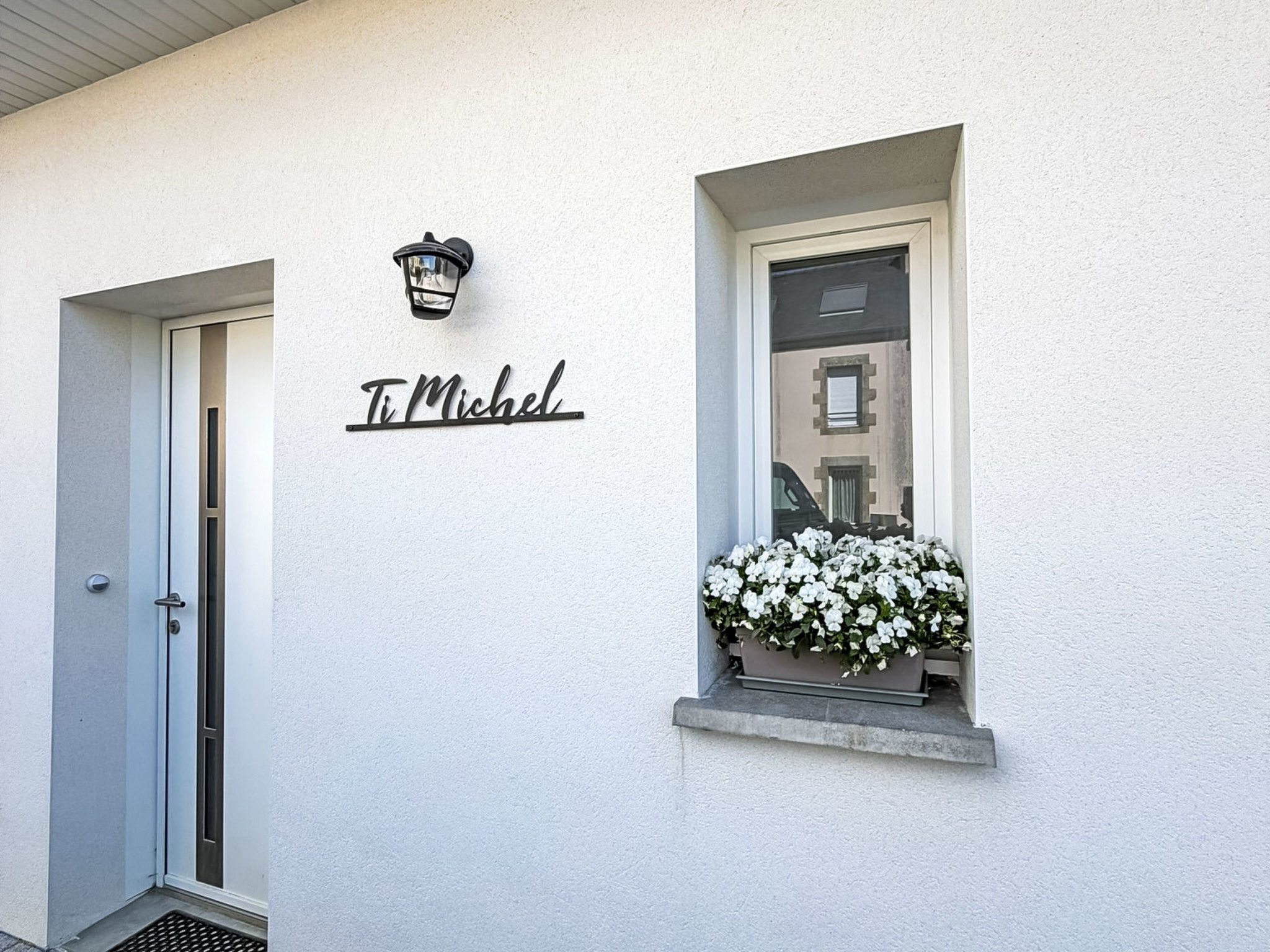 Ti Michel - Buiten