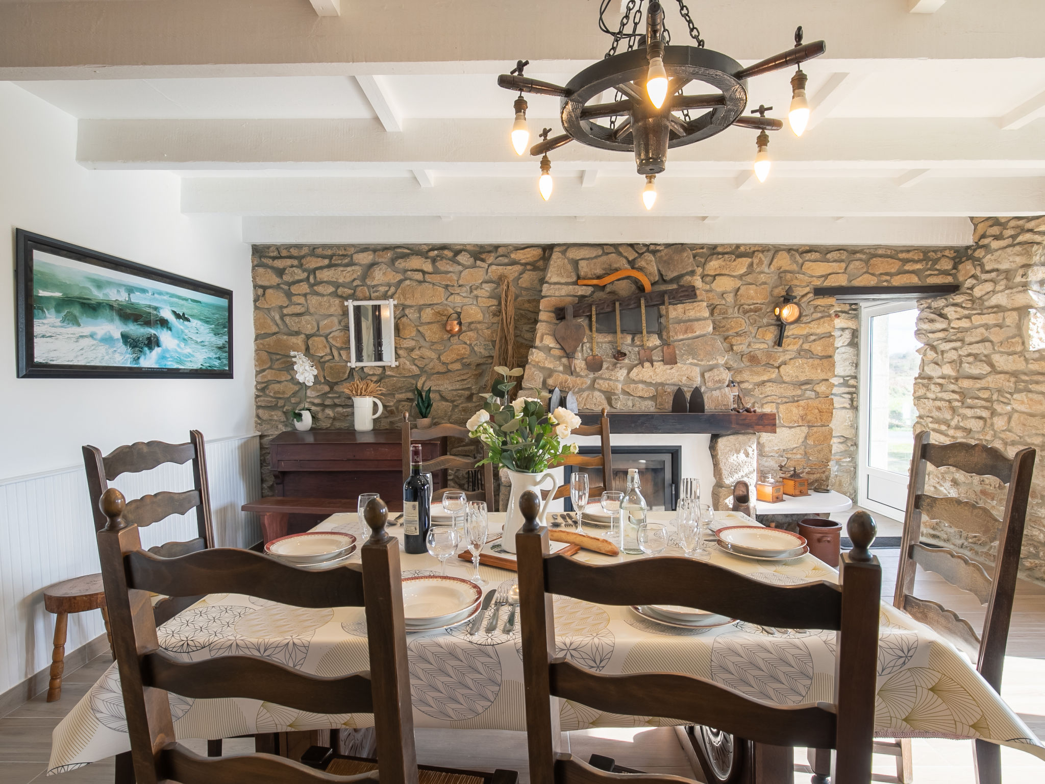 Kitchen / Dining Room
