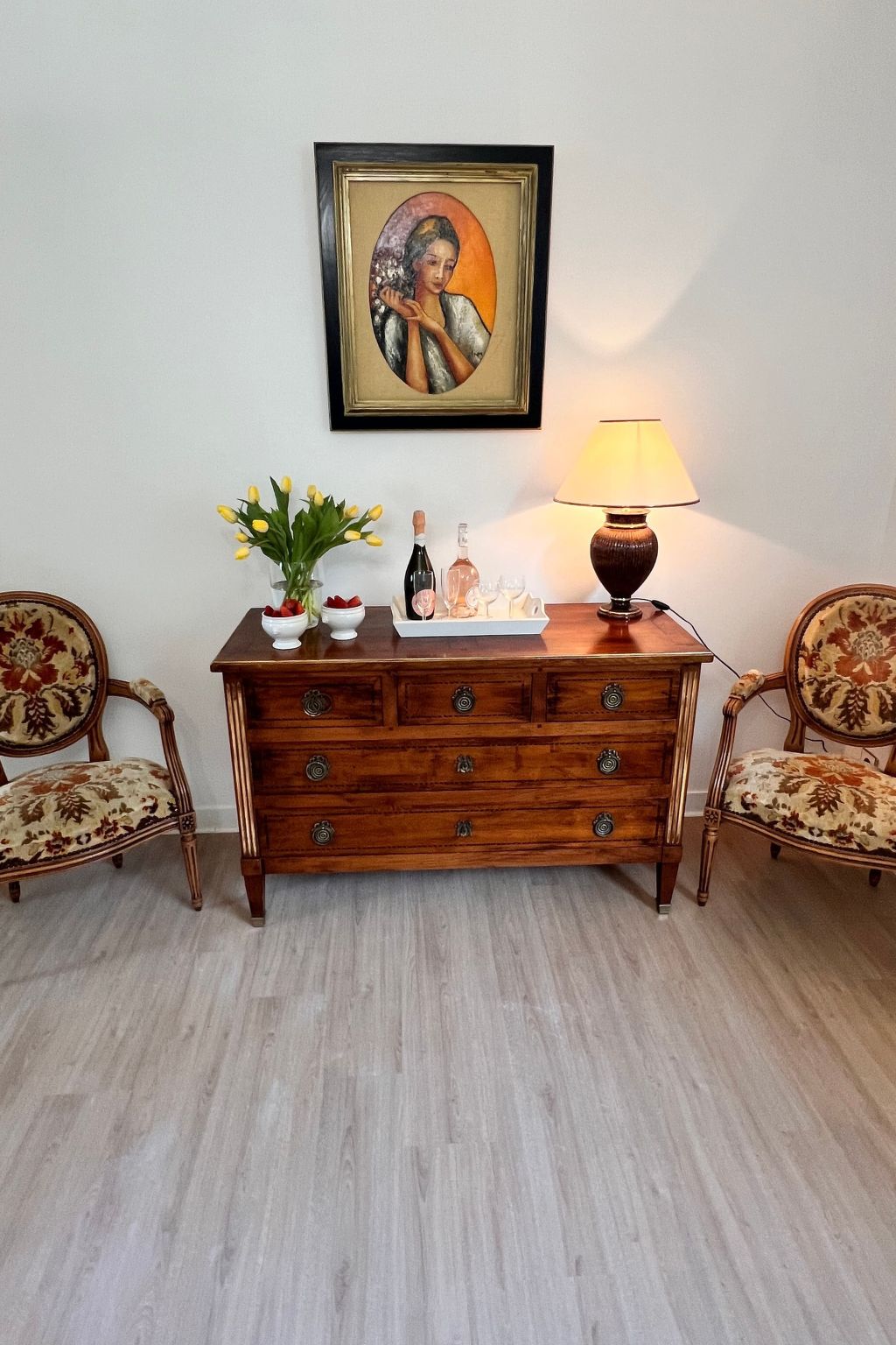 VILLA TRO NAOD-Binnen