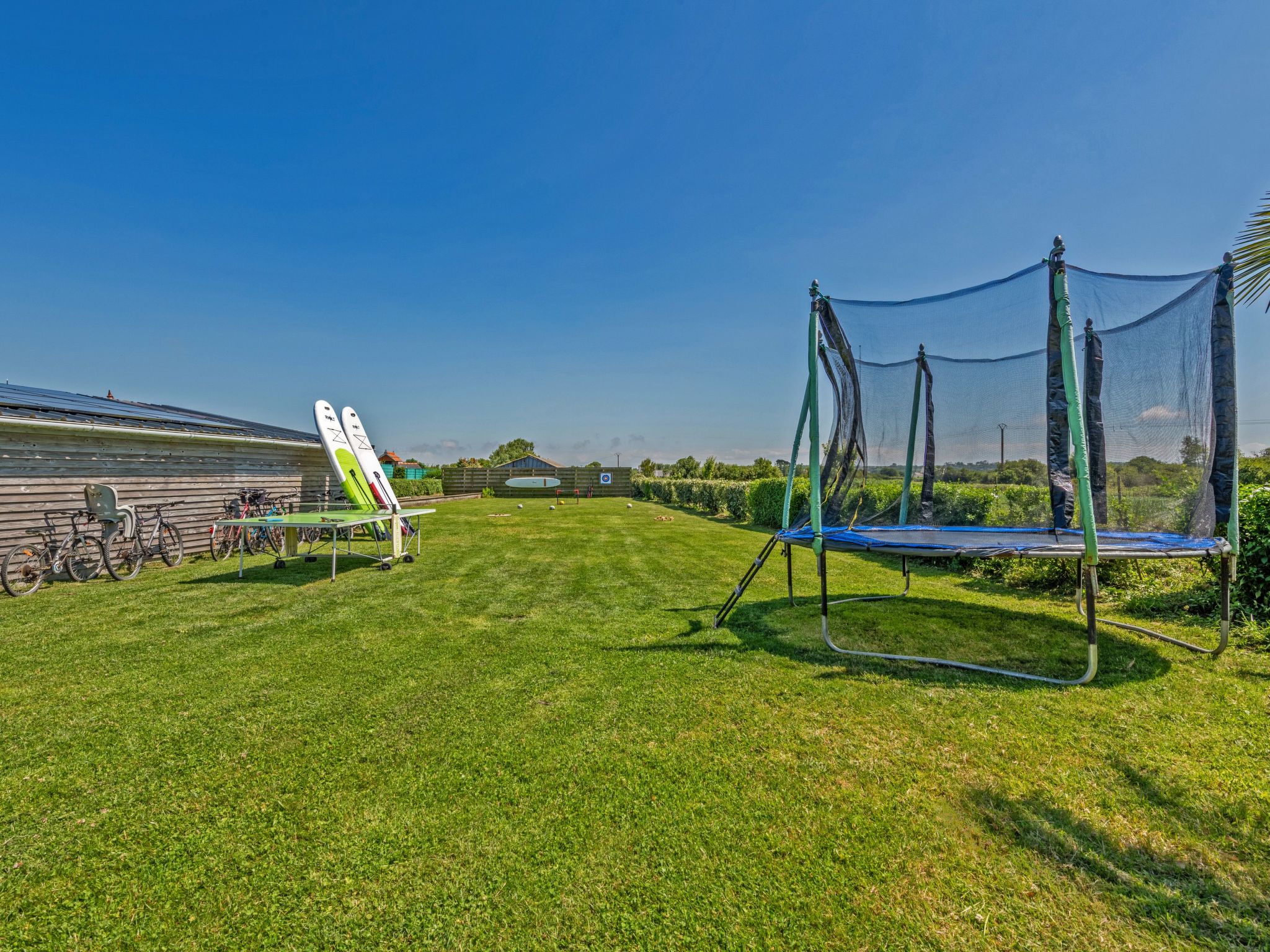 Landgut "Villa Léànie" mit Innenpool-Draußen