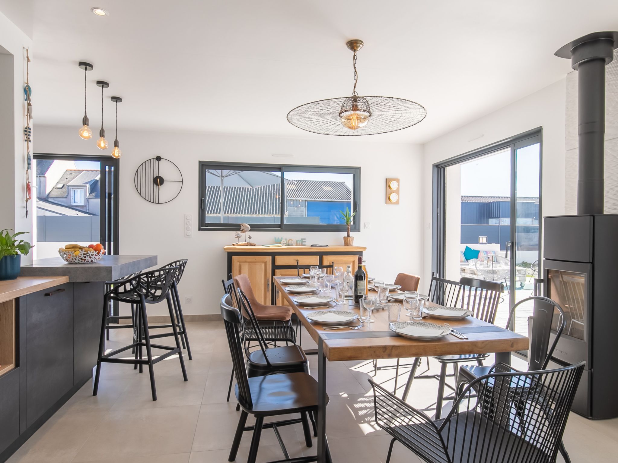 Kitchen / Dining Room