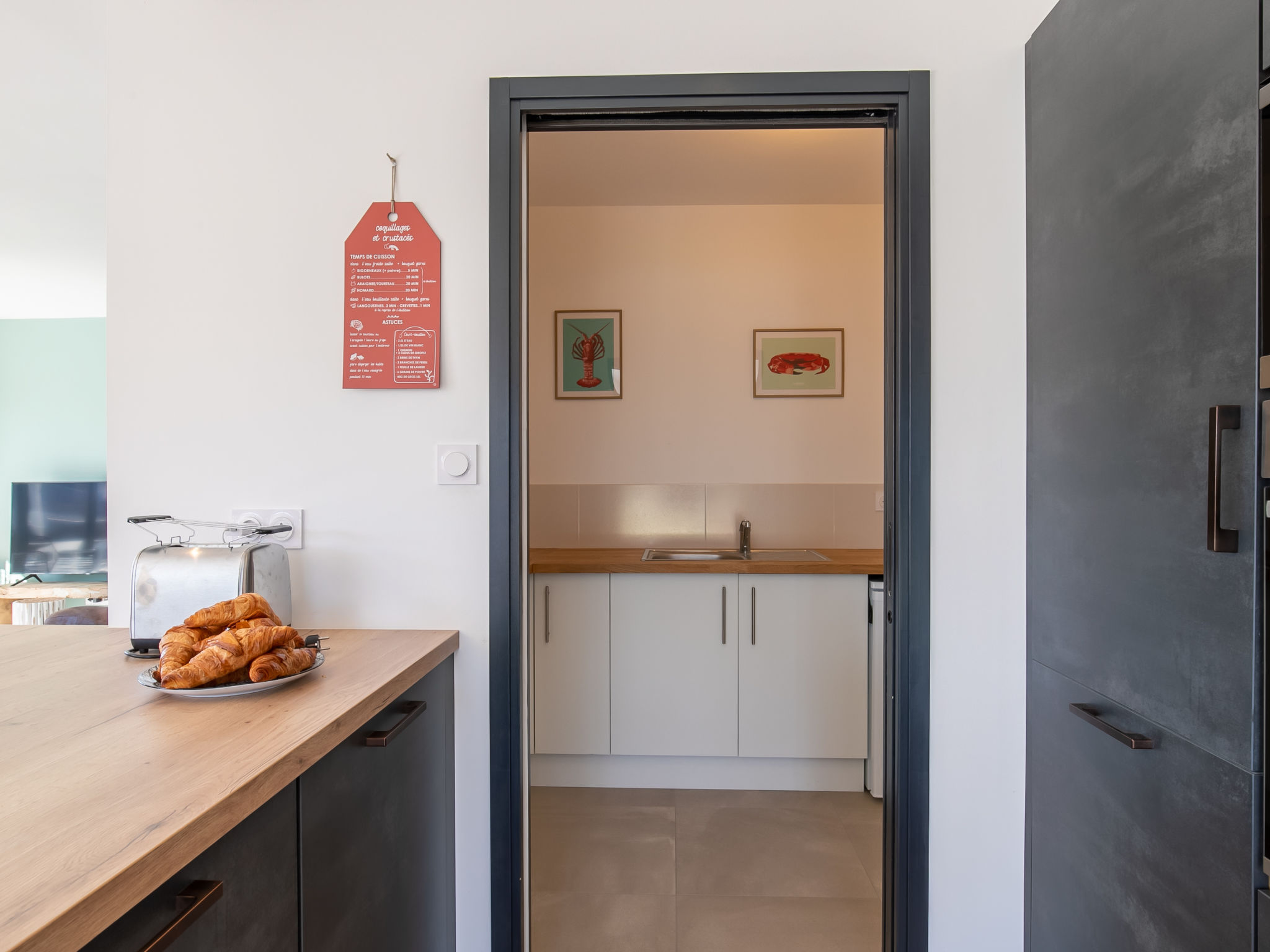 Kitchen / Dining Room