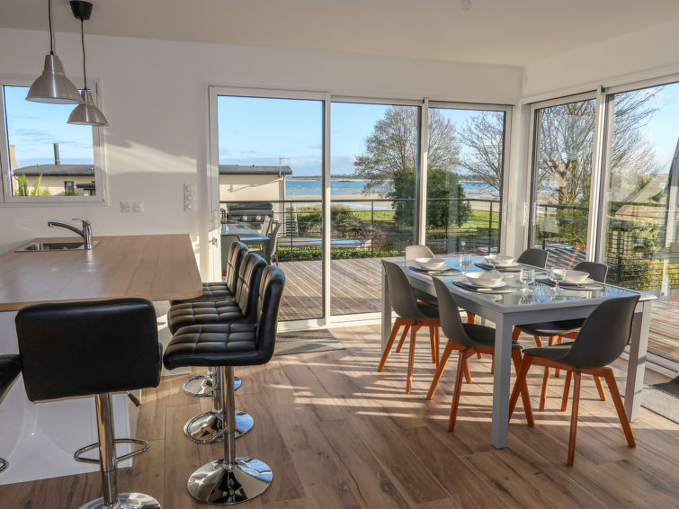Search and Stay destination Plounéour-Brignogan-plages, Bretagne - France from AU$ 245. Les Dunes