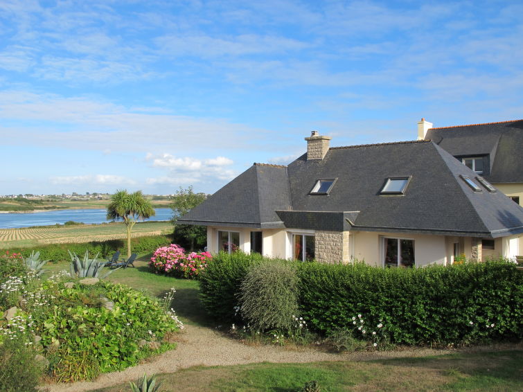 Search and Stay destination Sibiril, Bretagne - France from AU$ 299. Ty Nevez