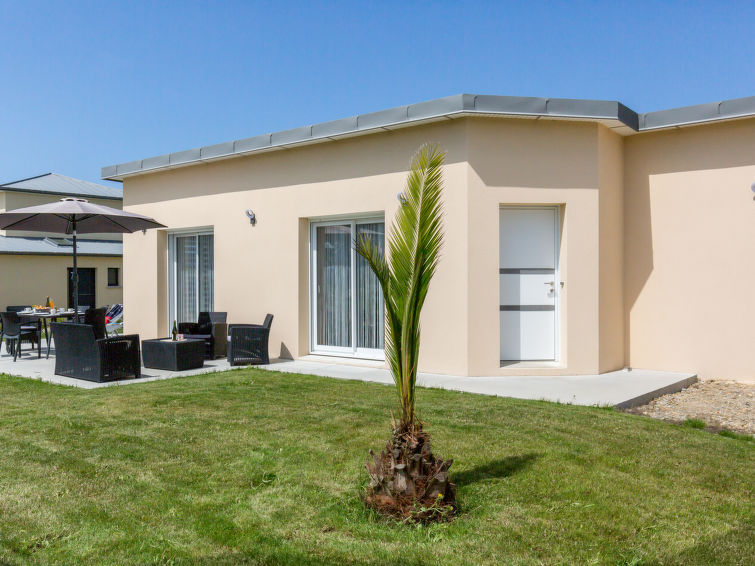 Search and Stay destination Saint-Jean-du-Doigt, Bretagne - France from AU$ 190. Kervennou