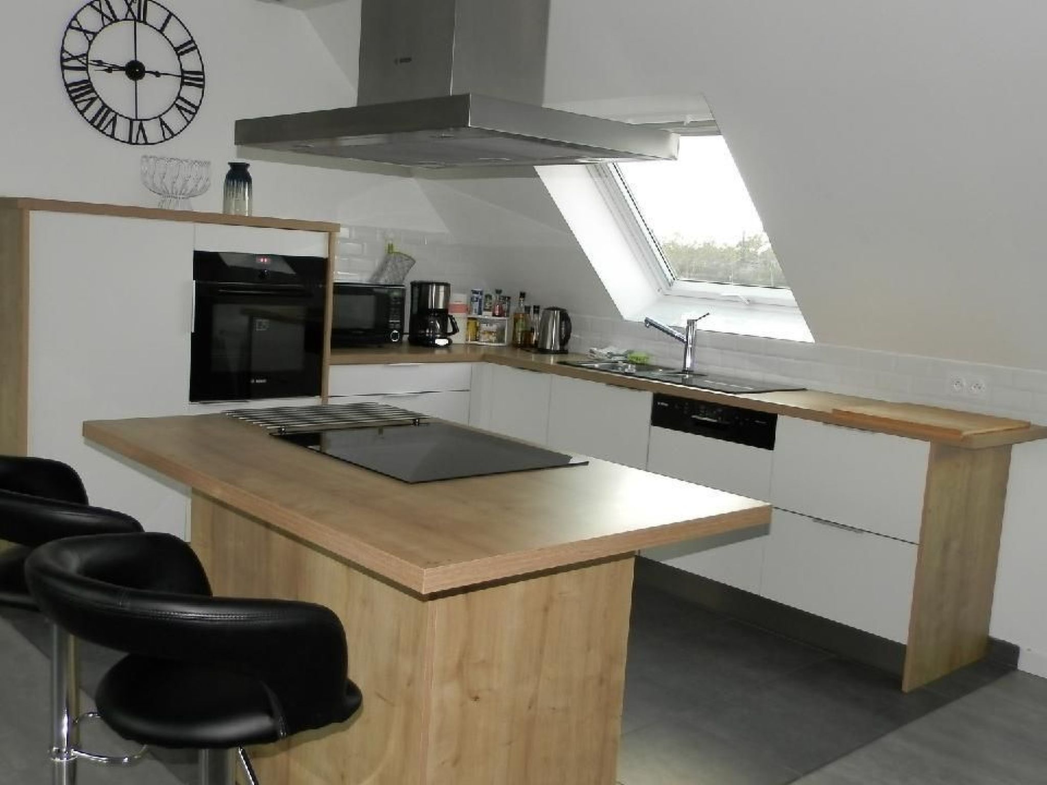 "Tromeal Lasalle" blick auf das Meer. Mit 4 Sternen klassifiziert-Image-tags.info