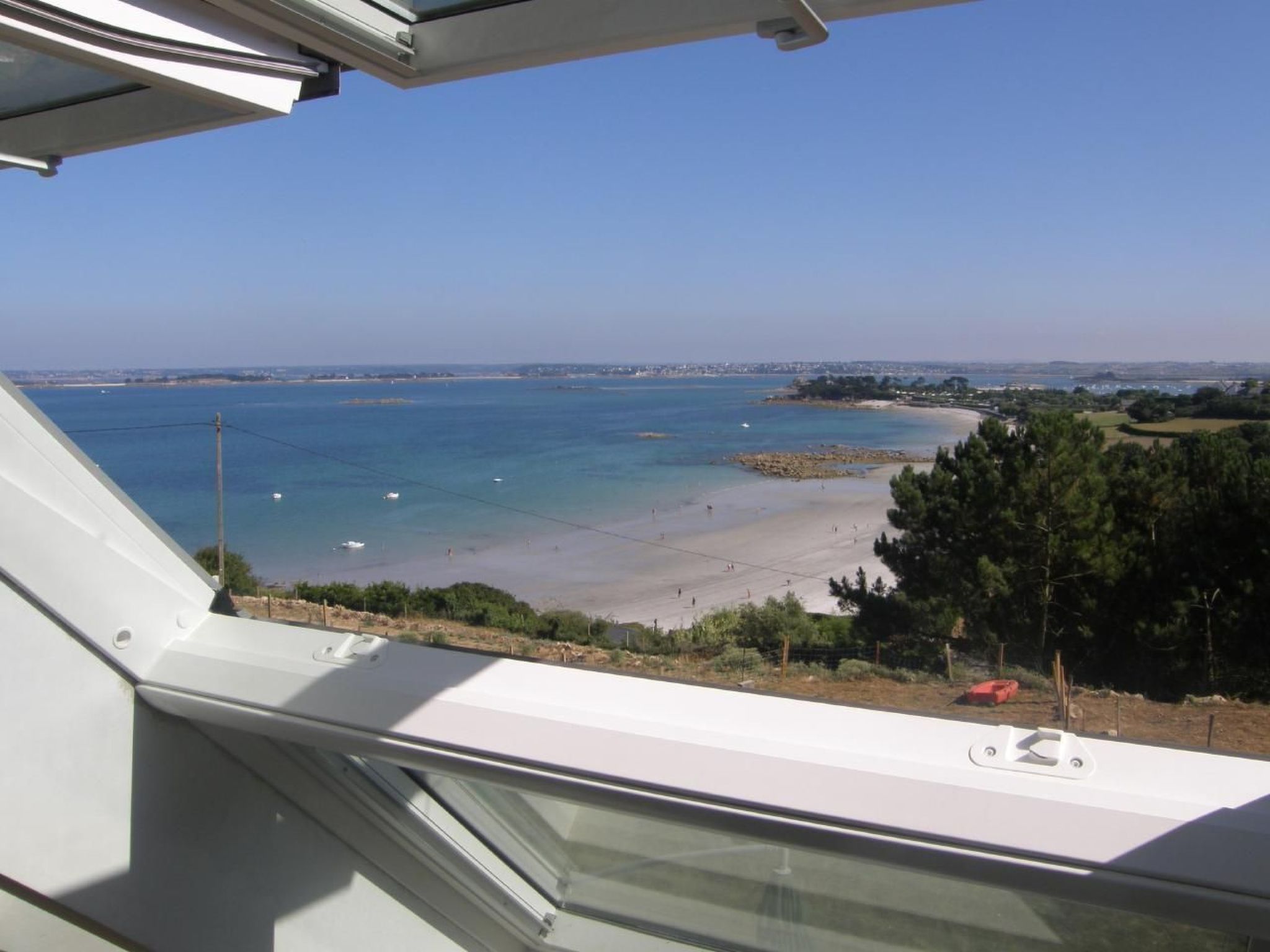 "Tromeal Lasalle" blick auf das Meer. Mit 4 Sternen klassifiziert-Outside