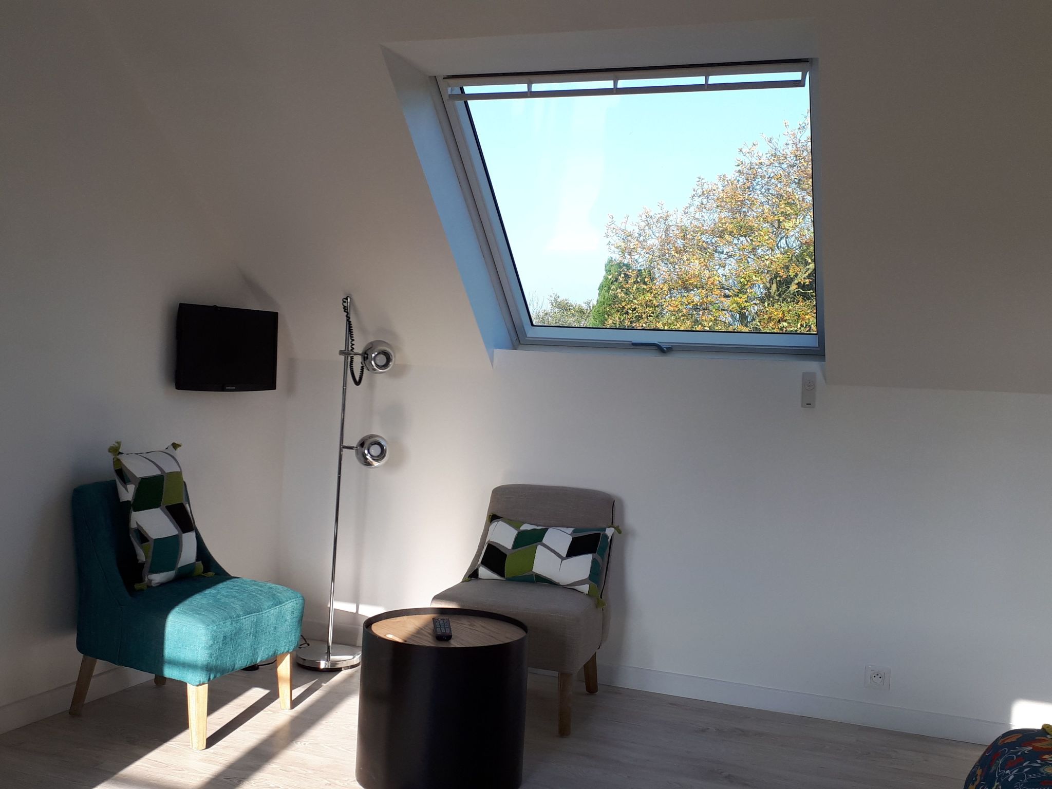 Die Ruhe des Landes am Meer in einer Region mit Gemüseanbau-Image-tags.info