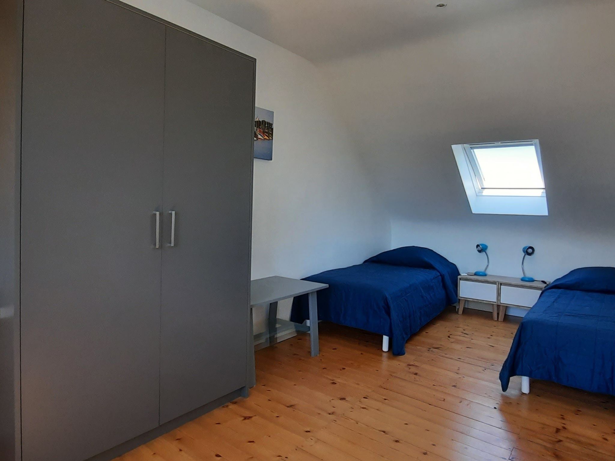 Die Ruhe des Landes am Meer in einer Region mit Gemüseanbau-Image-tags.info