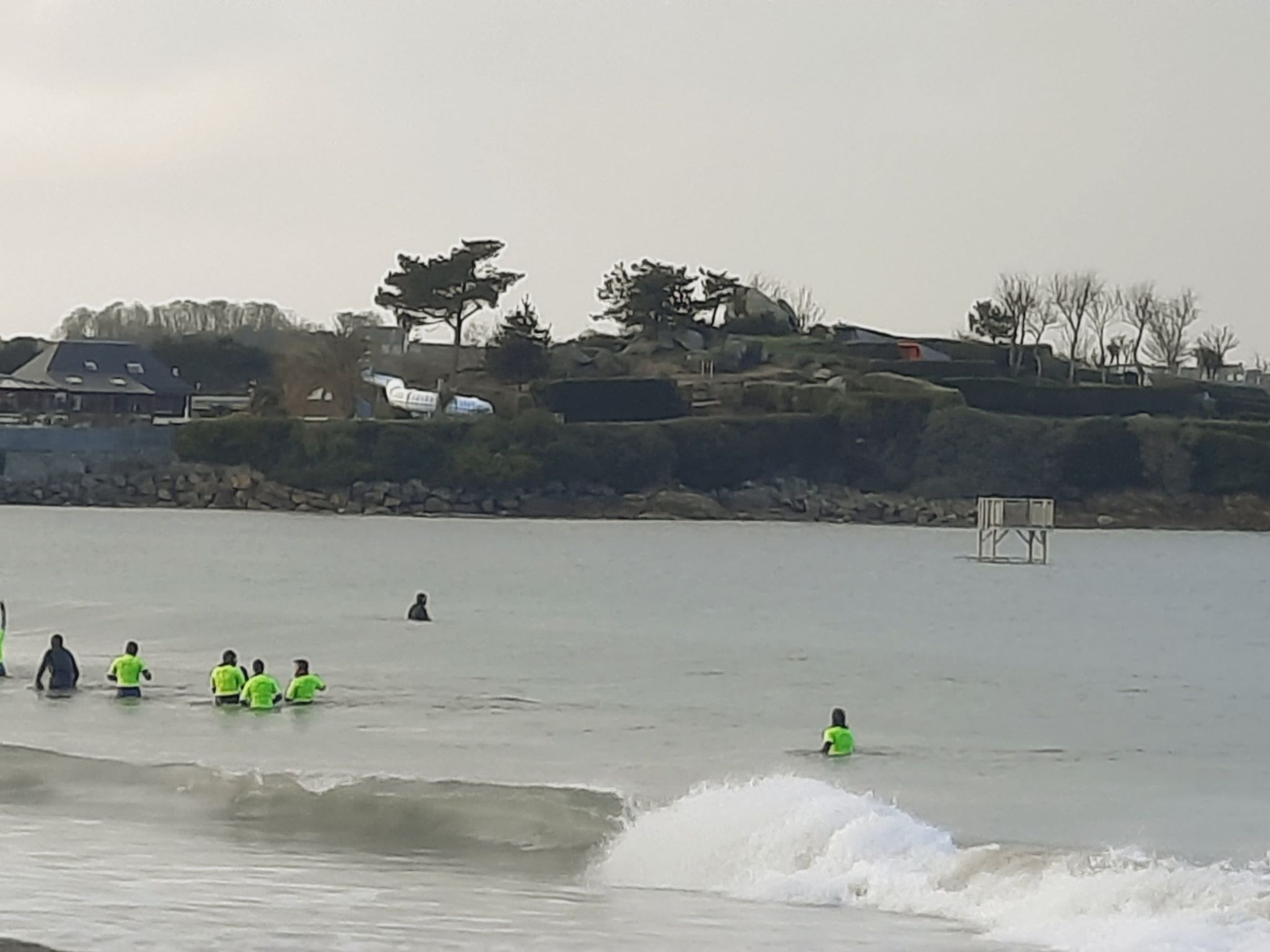 Die Ruhe des Landes am Meer in einer Region mit Gemüseanbau-Image-tags.info