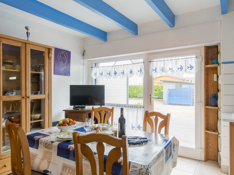 Search and Stay destination Santec, Bretagne - France from AU$ 117. Ty Kerveal