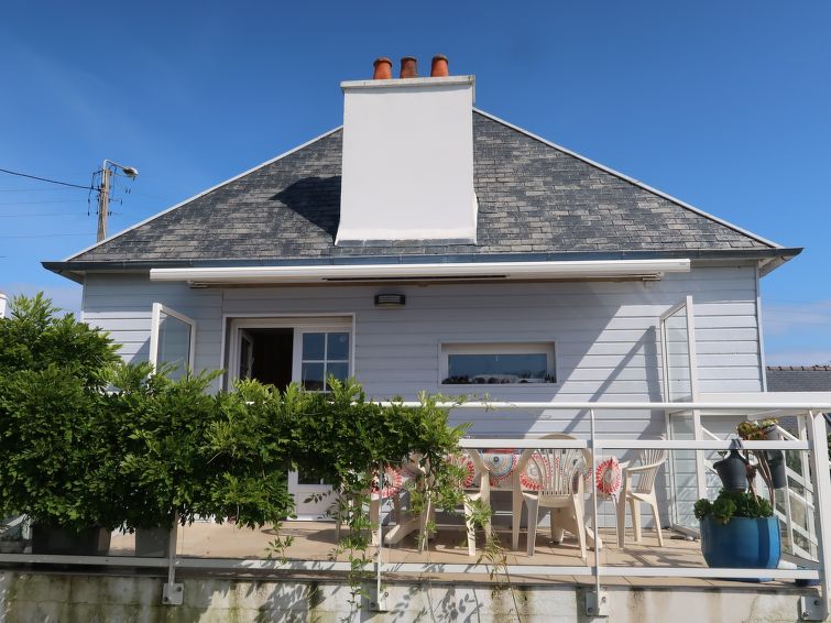 Search and Stay destination Lampaul-Plouarzel, Bretagne - France from AU$ 342. La Glycine