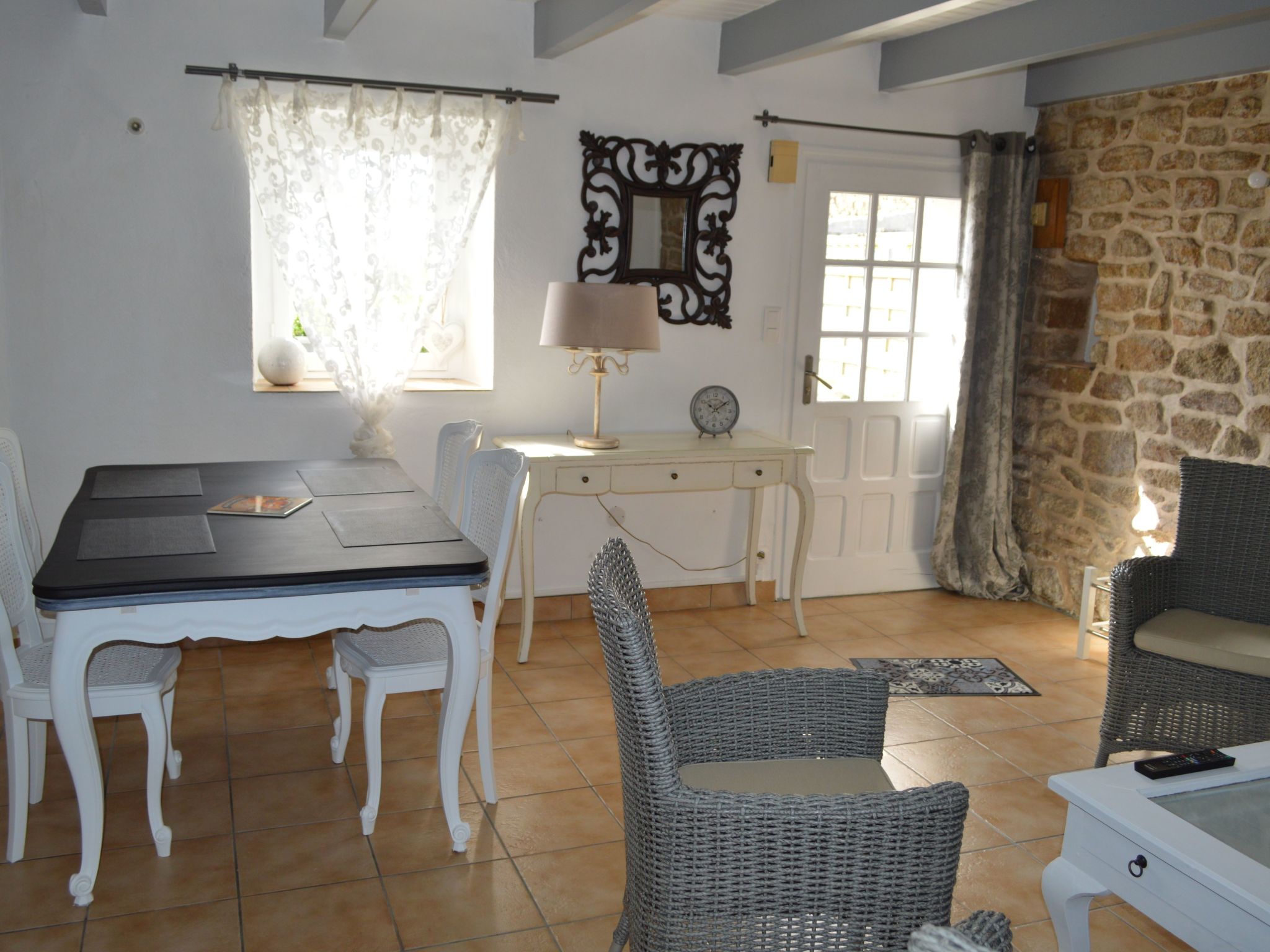 Mit eigenem Garten und Grill-Binnen