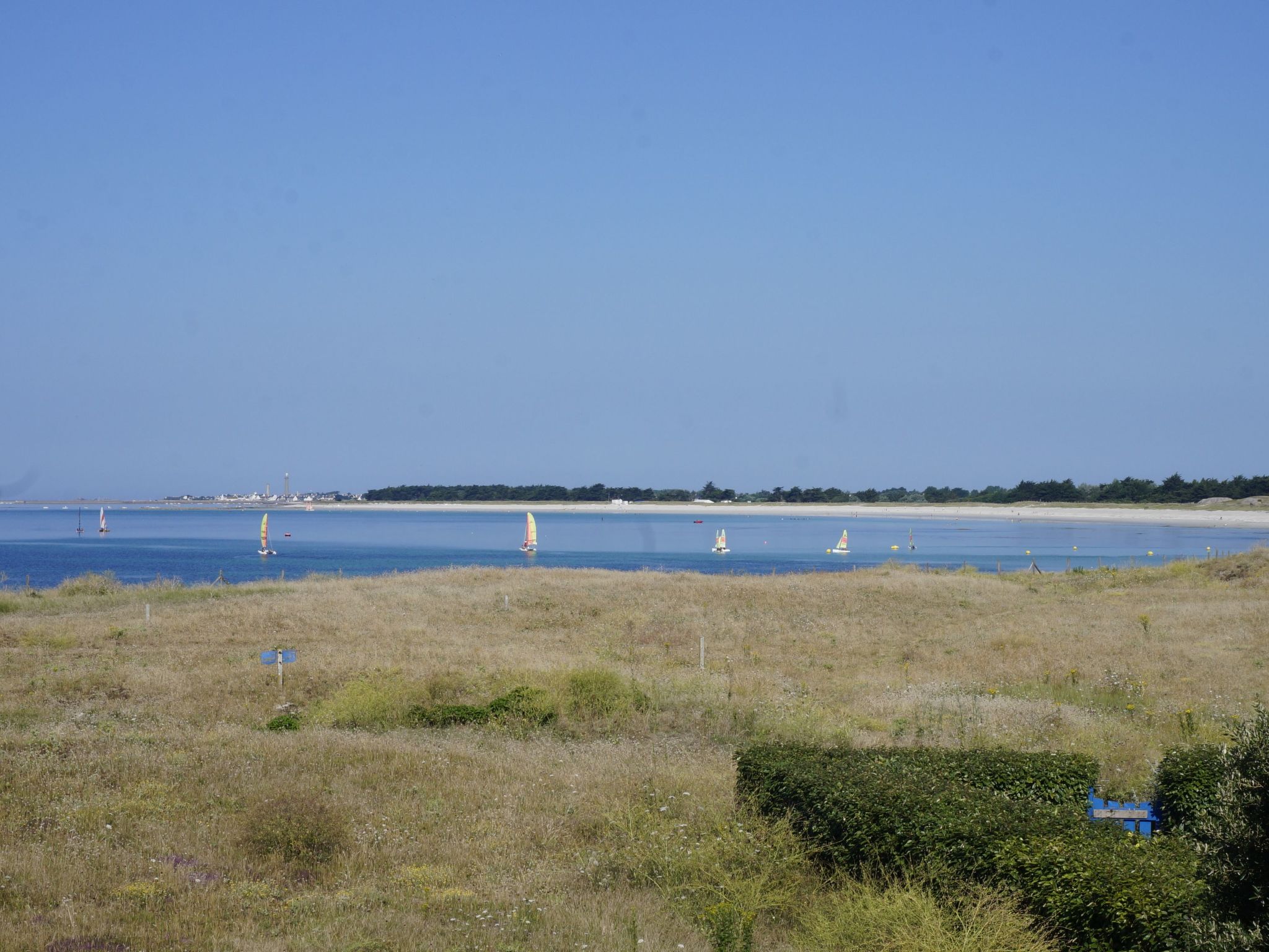 "Men Meur" mit Blick auf das Wasser-Image-tags.info