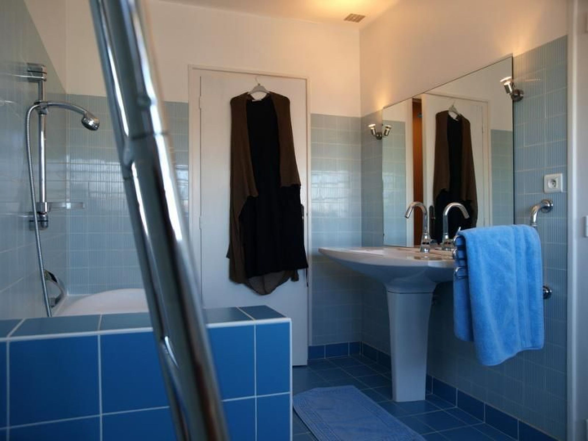 "Men Meur" mit Blick auf das Wasser-Binnen