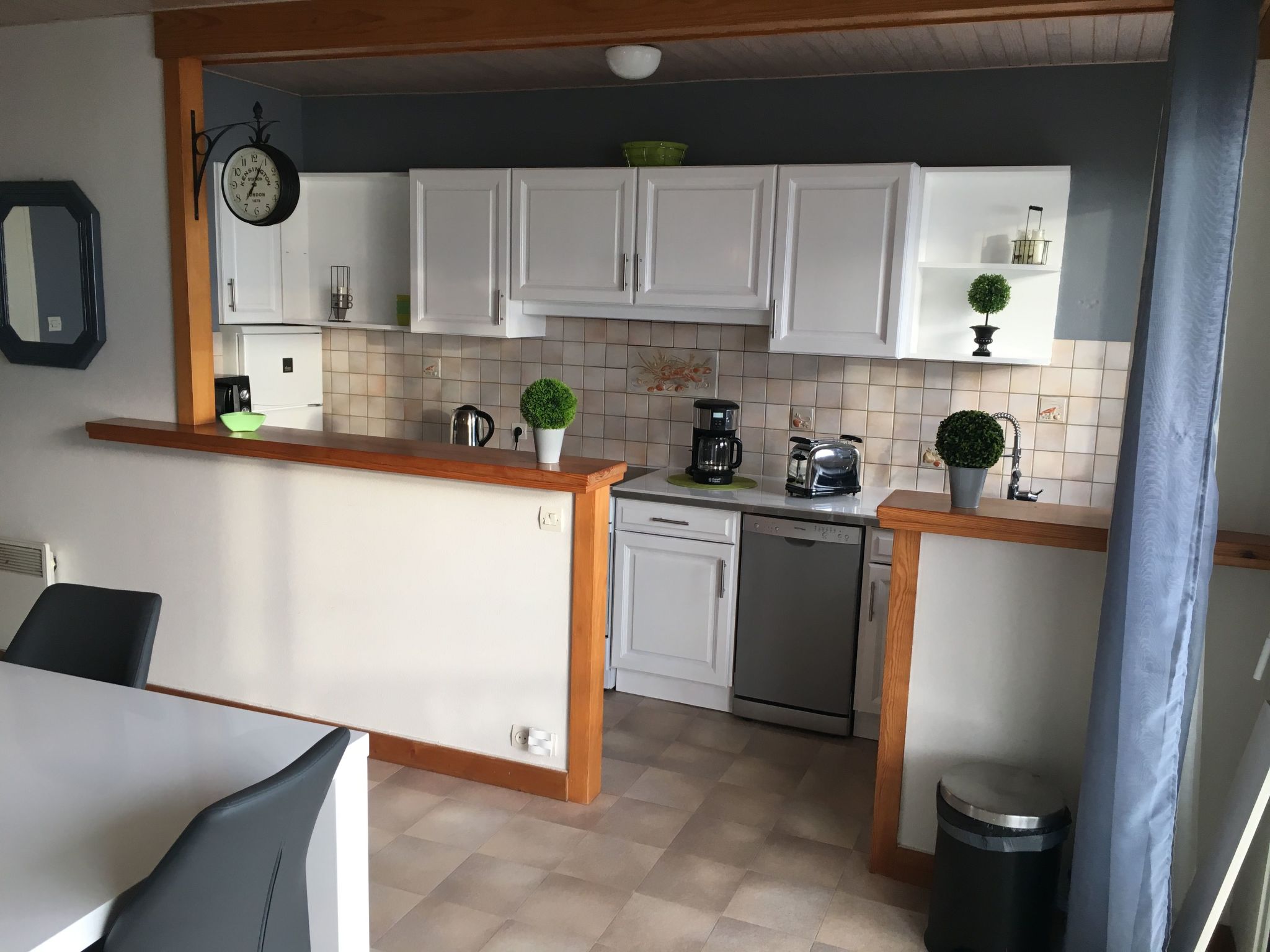 APPARTEMENT GRAND BALCON FACE MER WIFI GRATUIT-Binnen