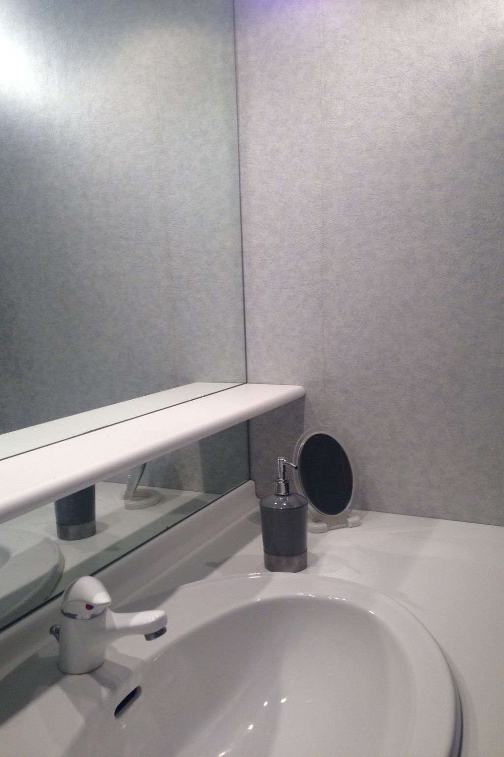 APPARTEMENT GRAND BALCON FACE MER WIFI GRATUIT-Binnen