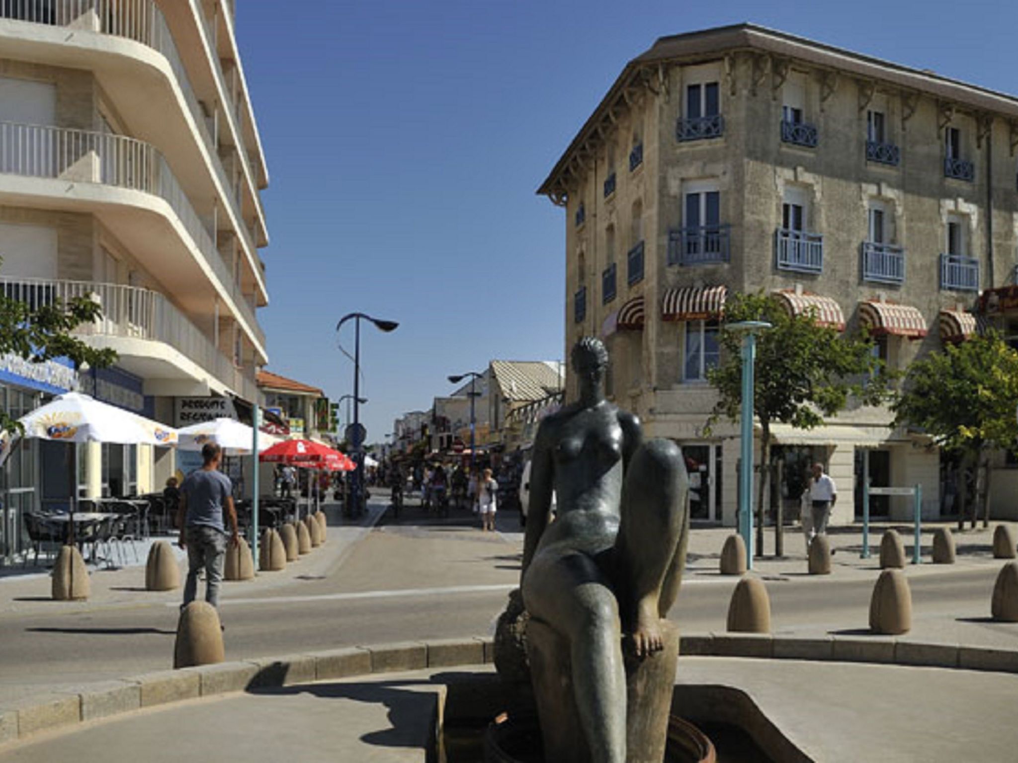 APPARTEMENT GRAND BALCON FACE MER WIFI GRATUIT-Binnen