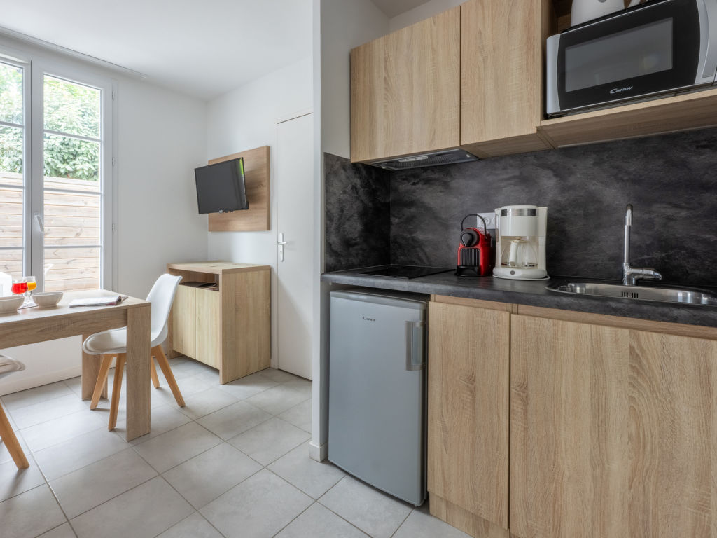 Résidence Odalys Collection Rève d'Ile — Kitchen / Dining Room