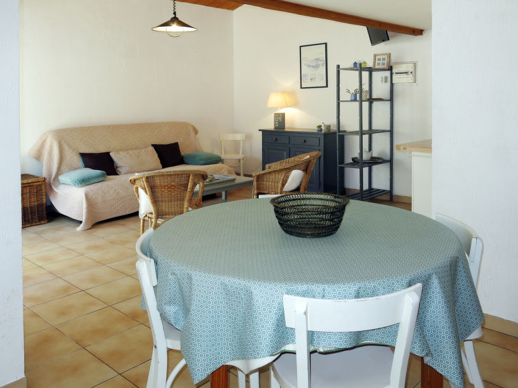 Search and Stay destination La Flotte, Nouvelle-Aquitaine - France from AU$ 123. La Touche (IDR122)